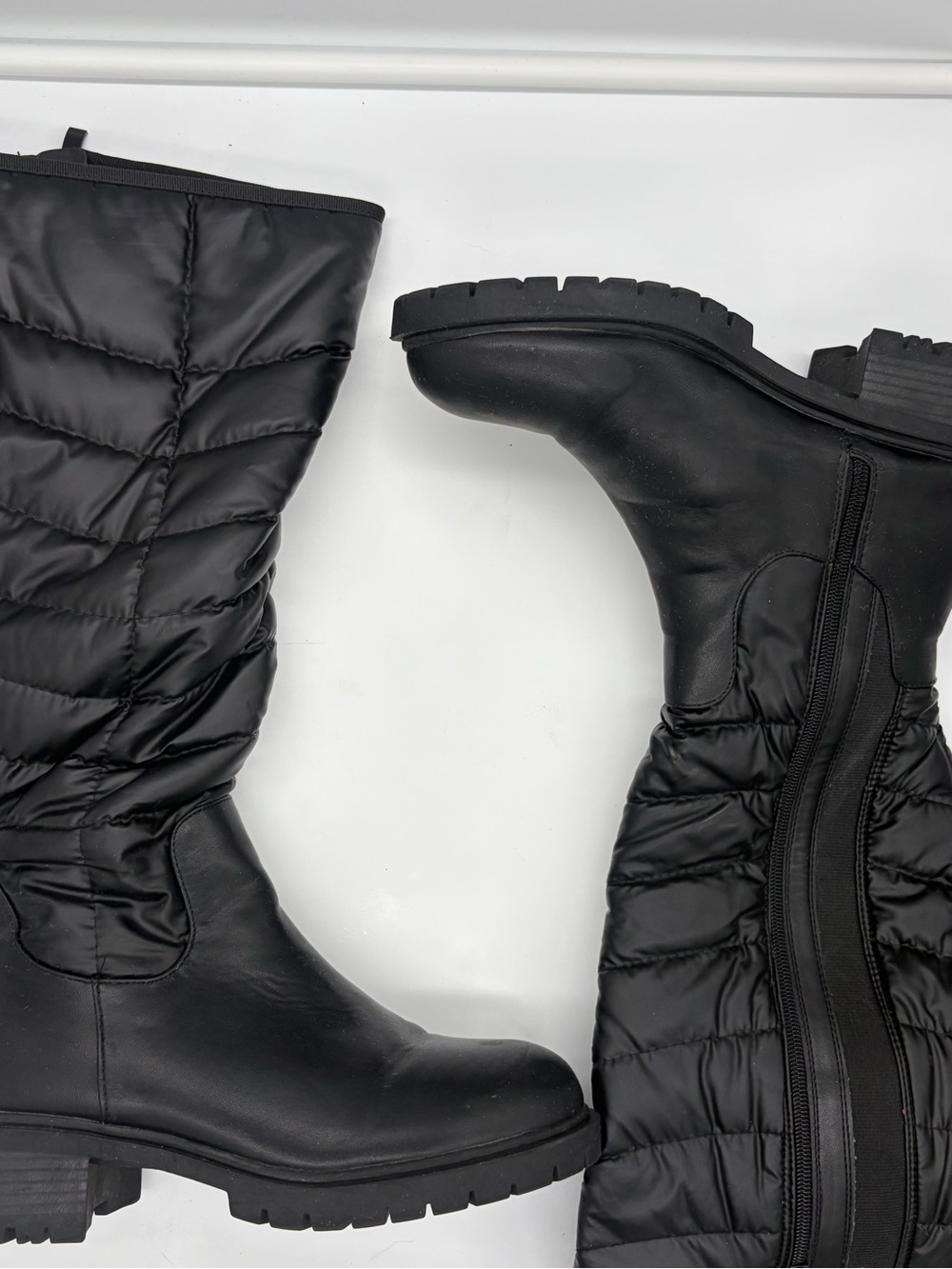 Women's Black Quilted Mid-Calf Winter Boots